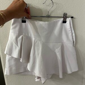 Zara White Skorts with Chic Design
